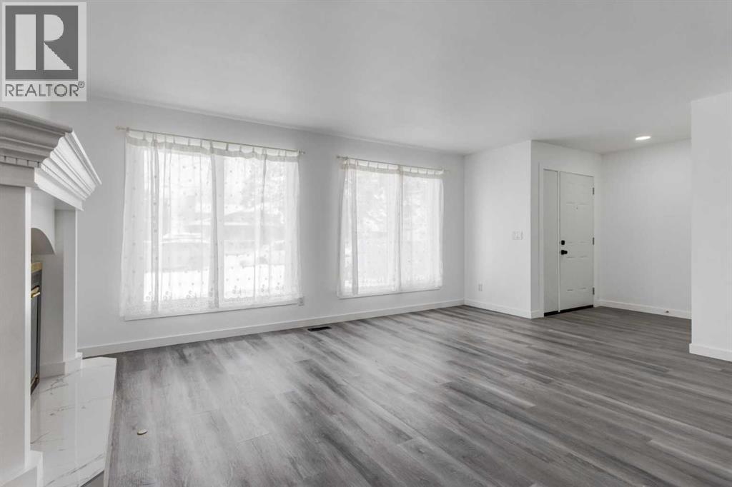 32 Midland Place SE, Calgary, Alberta  T2X 1P9 - Photo 8 - A2297933