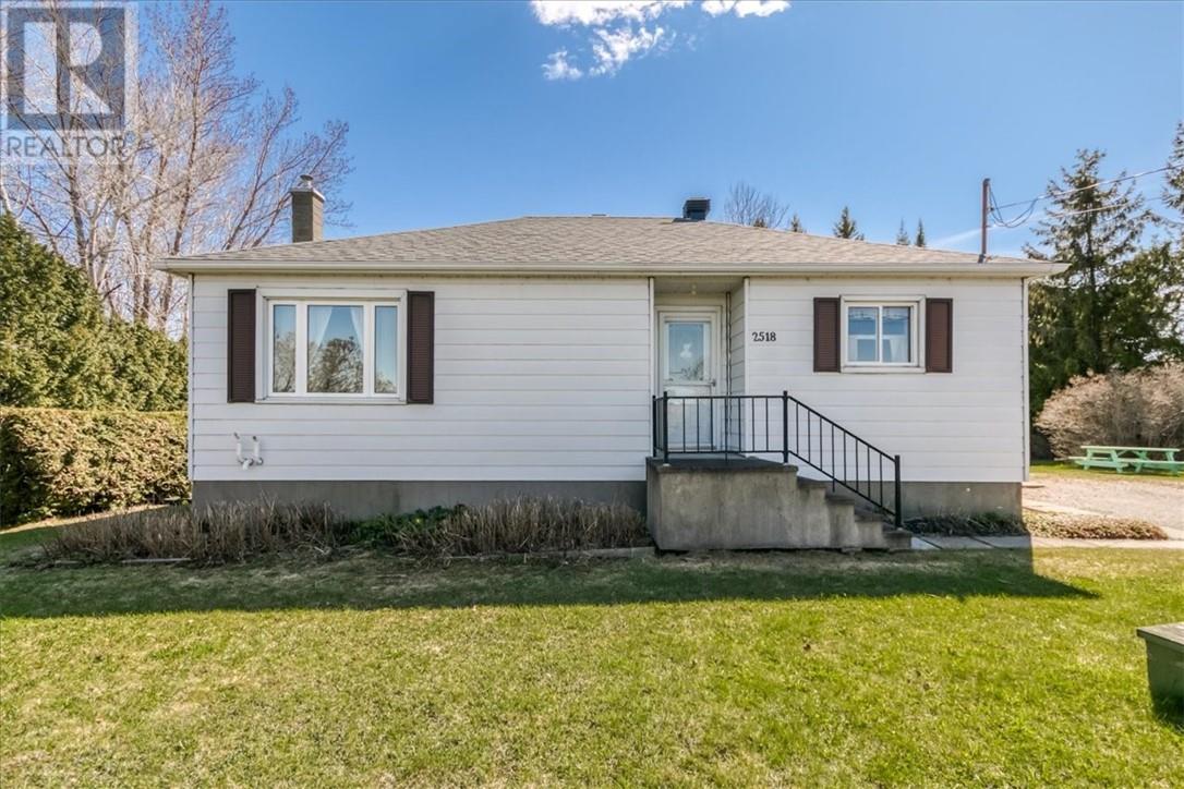 2518 Birch Street, Azilda, Ontario  P0M 1B0 - Photo 2 - 2127758