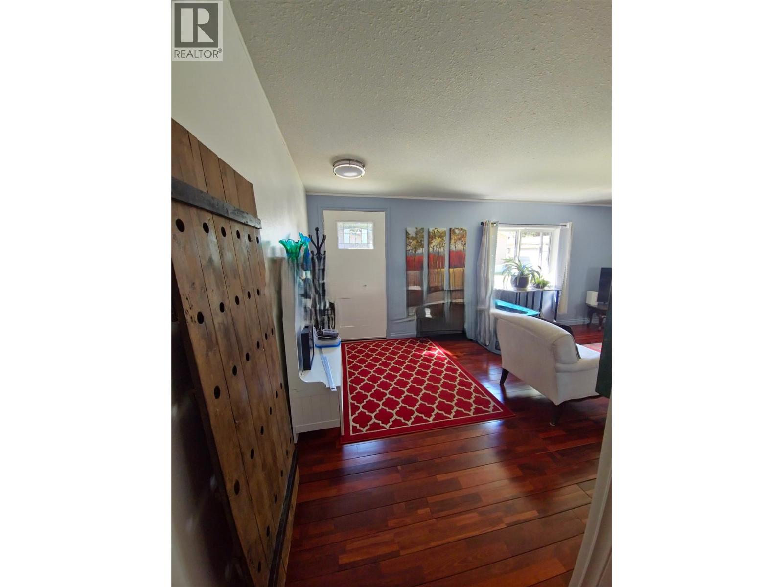 5371 Princeton Avenue Unit# 38, Peachland, British Columbia  V0H 1X8 - Photo 2 - 10386009
