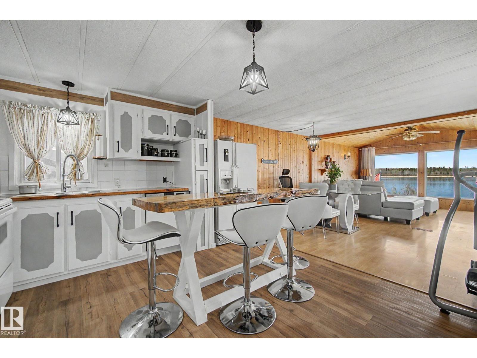 666 BLUE HERON DRIVE, rural lac ste. anne county, Alberta