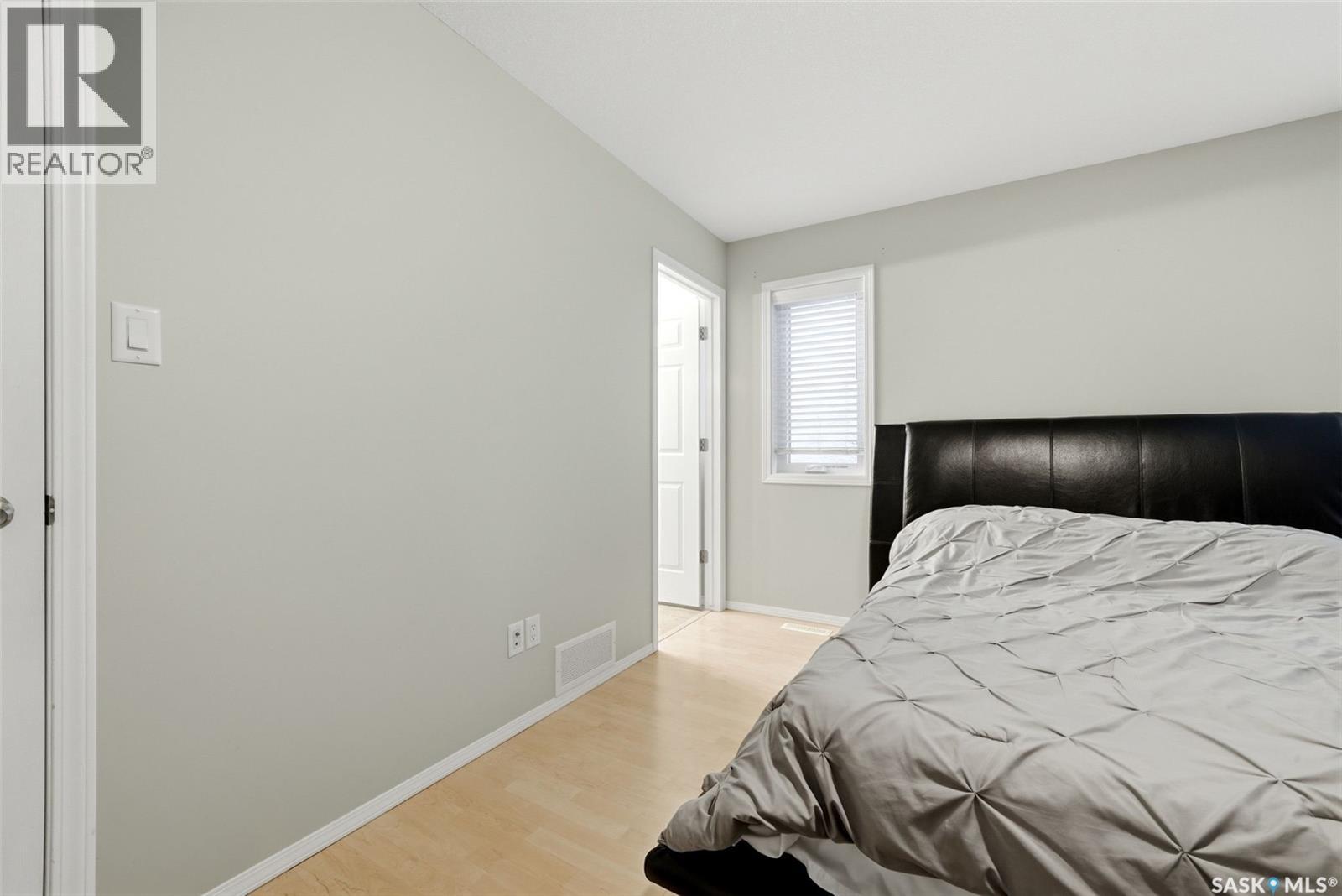 7183 Wascana Cove Drive, Regina, Saskatchewan  S4V 3G3 - Photo 15 - SK036116