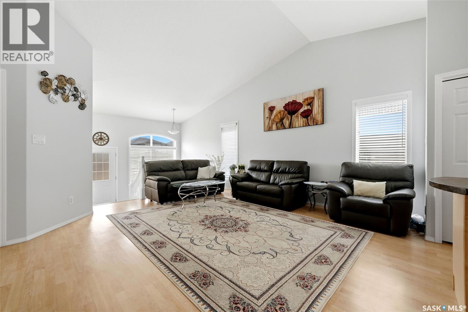 7183 Wascana Cove Drive, Regina, Saskatchewan  S4V 3G3 - Photo 4 - SK036116