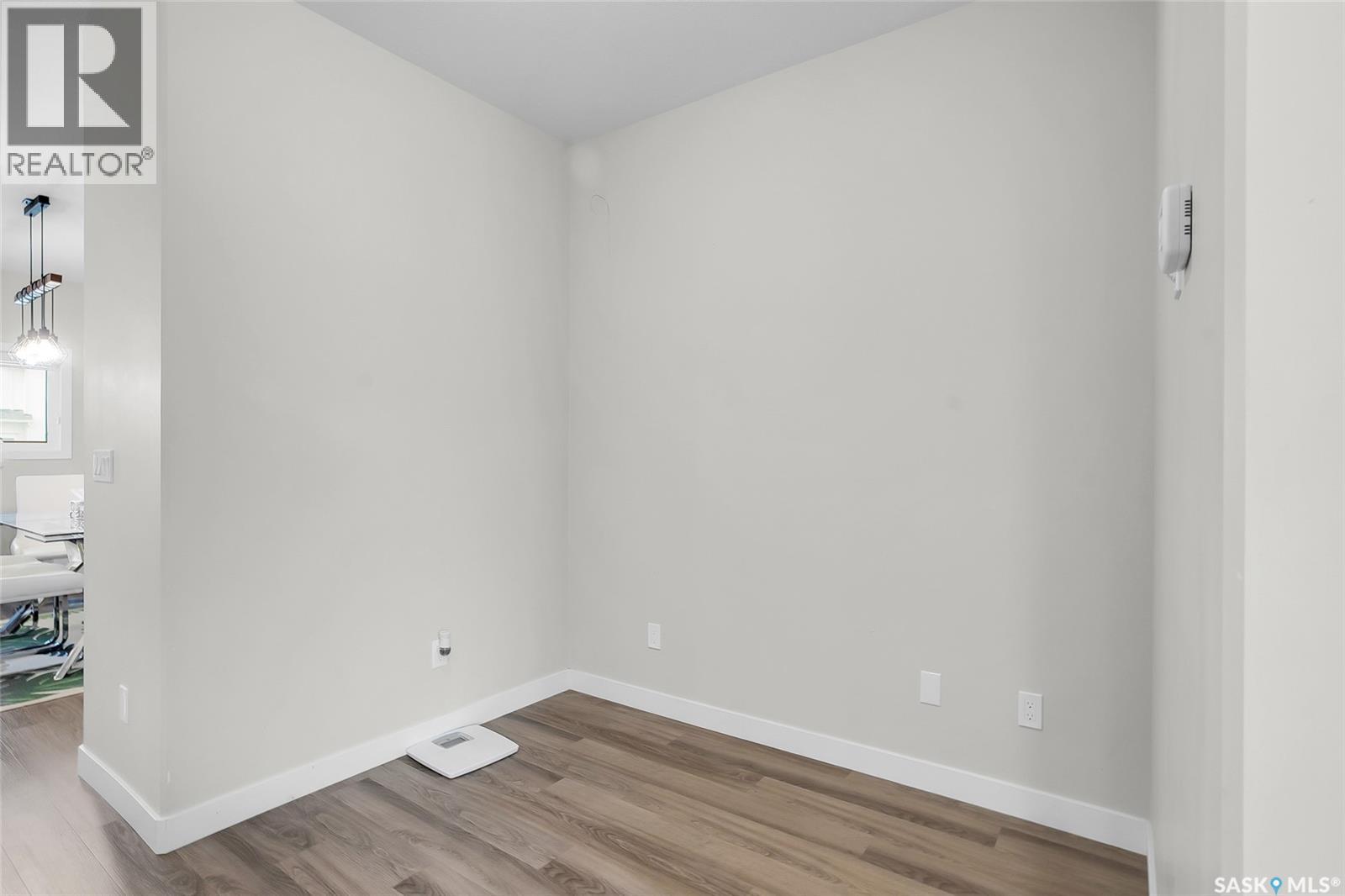 621 Feheregyhazi Boulevard, Saskatoon, Saskatchewan  S7W 0Z5 - Photo 8 - SK036054