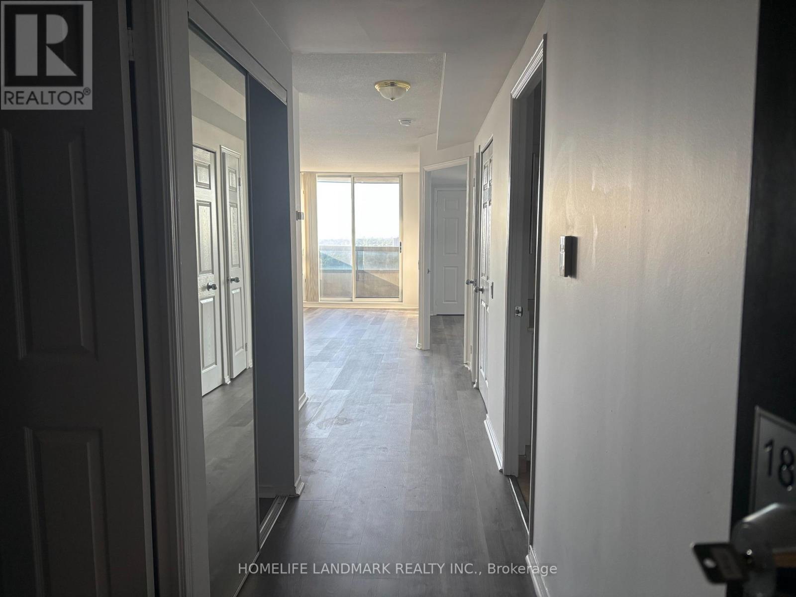1810 - 35 Finch Avenue E, Toronto, Ontario  M2N 4P9 - Photo 3 - C13133794