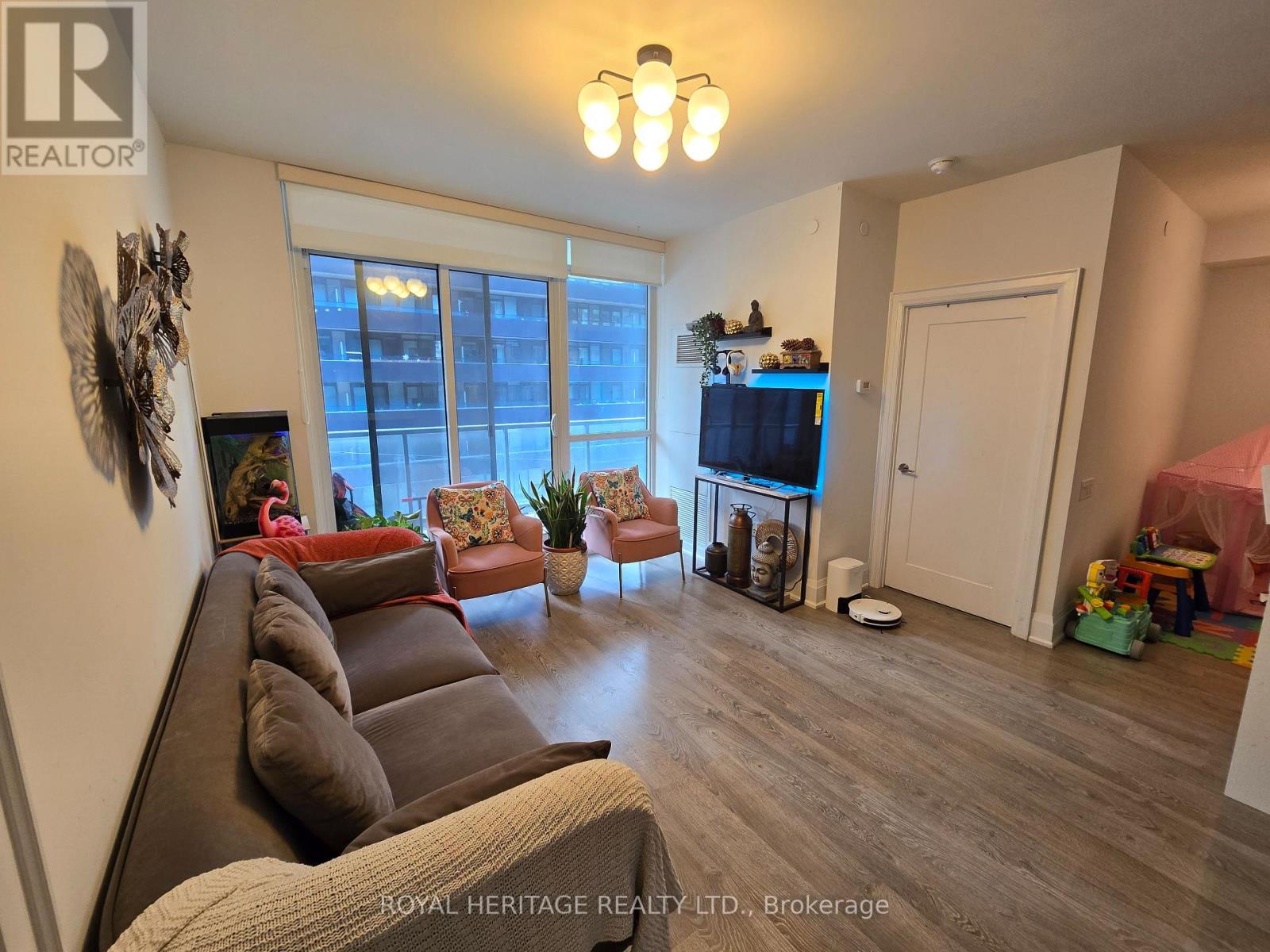 403 - 30 Roehampton Avenue, Toronto, Ontario  M4P 0B9 - Photo 5 - C13133804