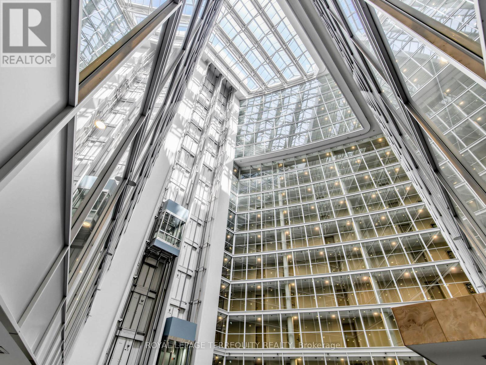 1111 - 650 Queens Quay W, Toronto, Ontario  M5V 3N2 - Photo 3 - C13133908