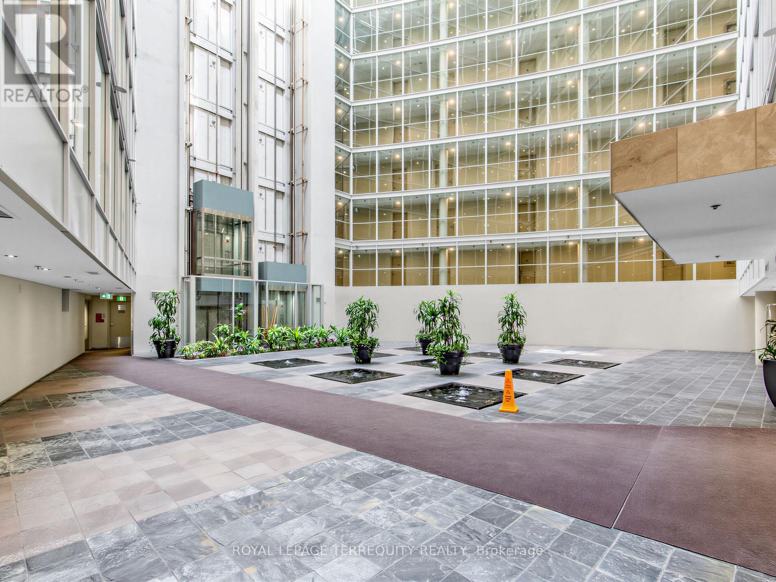 1111 - 650 Queens Quay W, Toronto, Ontario  M5V 3N2 - Photo 4 - C13133908