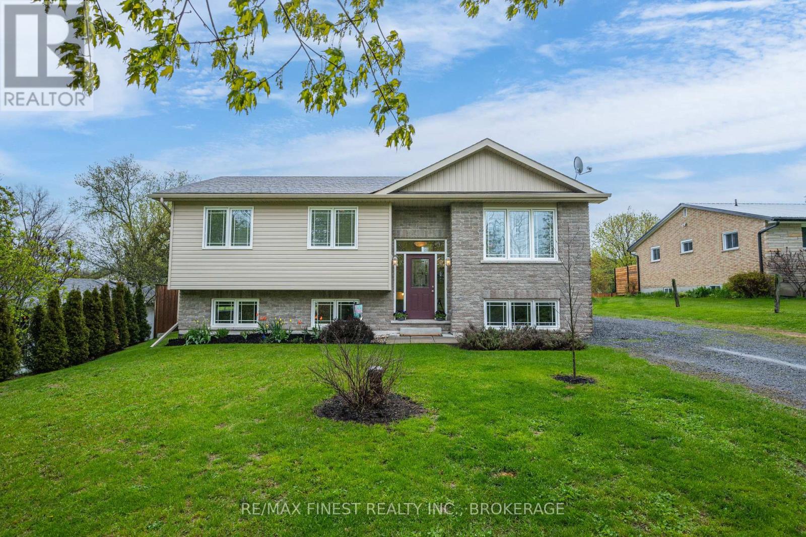 145 UPPER LAKE STREET, Prince Edward County, Ontario