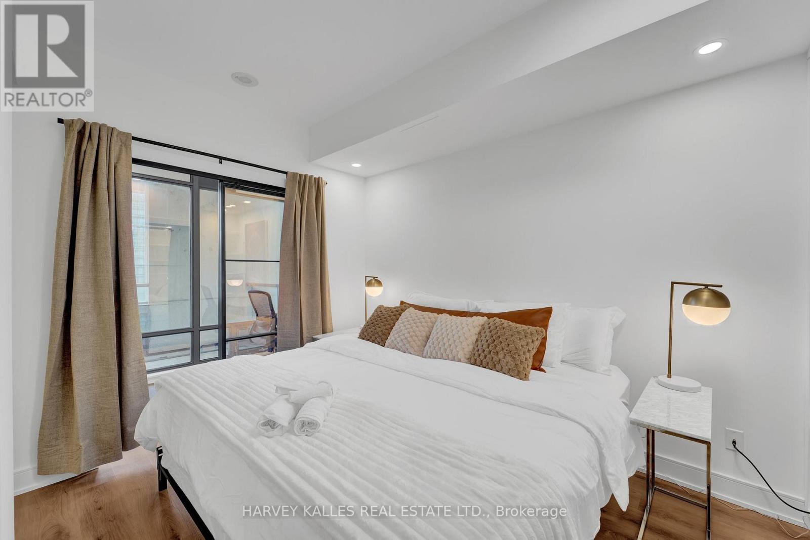1606 - 18 Yorkville Avenue, Toronto, Ontario  M4W 0B1 - Photo 19 - C13020116