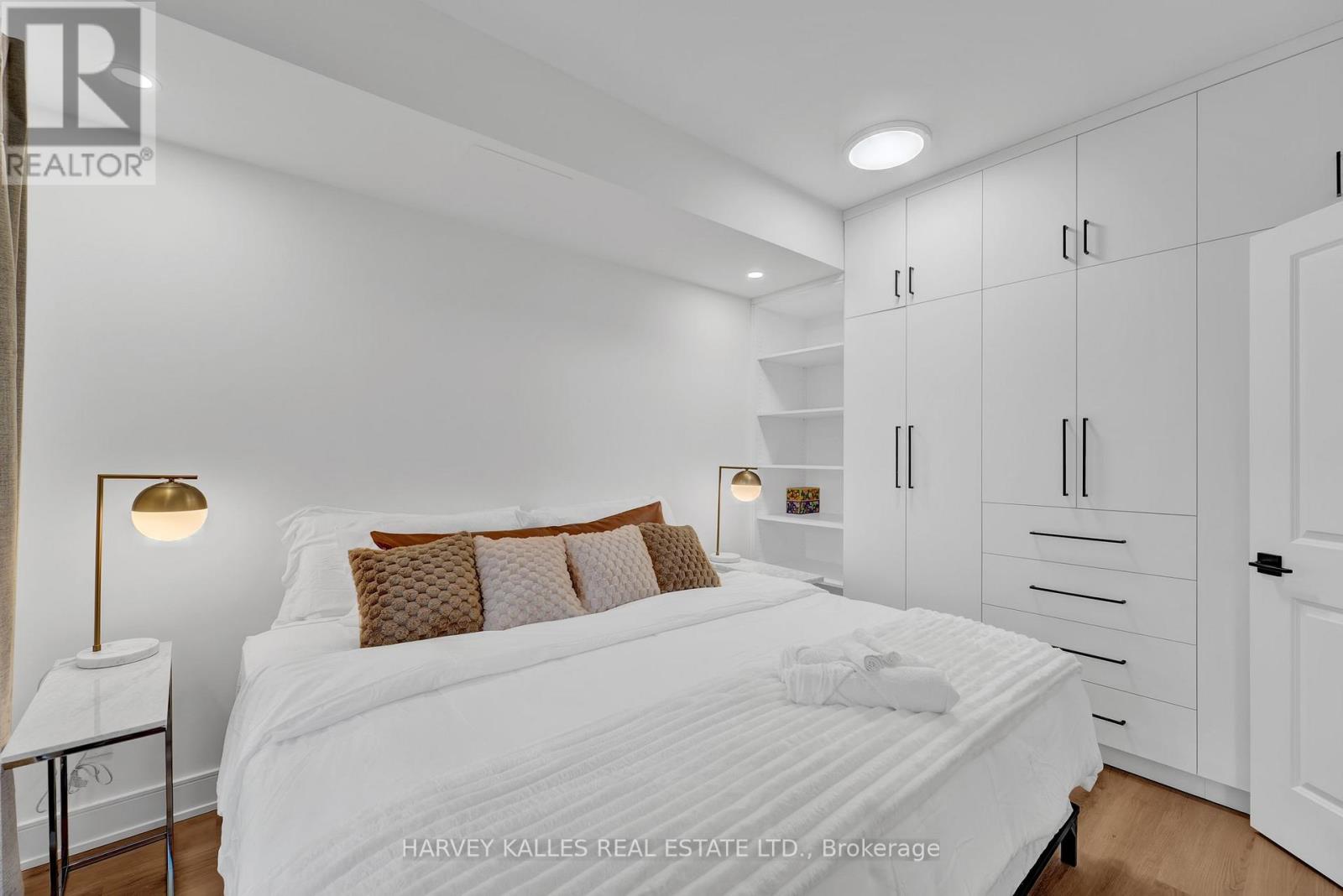 1606 - 18 Yorkville Avenue, Toronto, Ontario  M4W 0B1 - Photo 18 - C13020116