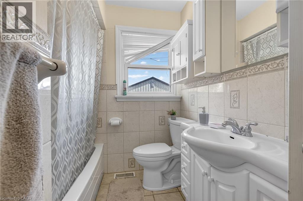 270 Mausser Avenue, Kitchener, Ontario  N2M 3L1 - Photo 24 - 40818901