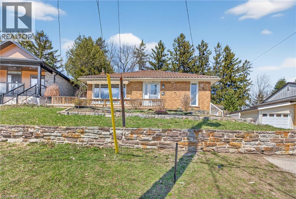 270 Mausser Avenue, Kitchener, Ontario  N2M 3L1 - Photo 3 - 40818901