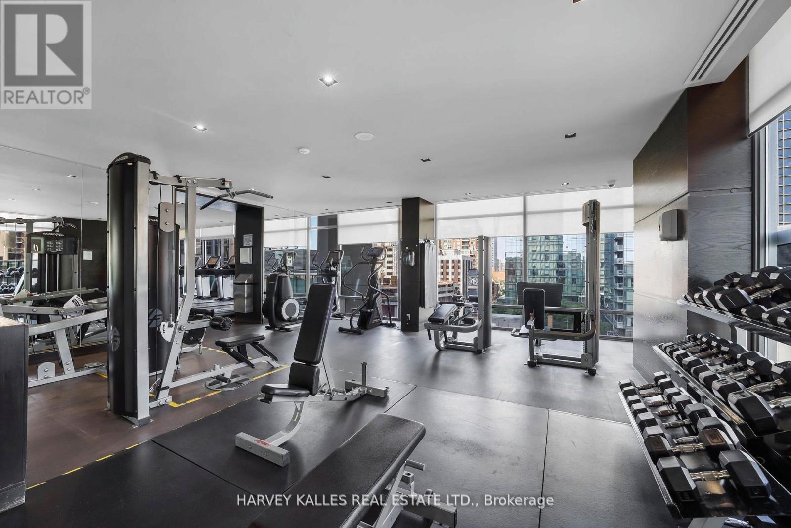 1606 - 18 Yorkville Avenue, Toronto, Ontario  M4W 0B1 - Photo 27 - C13020116