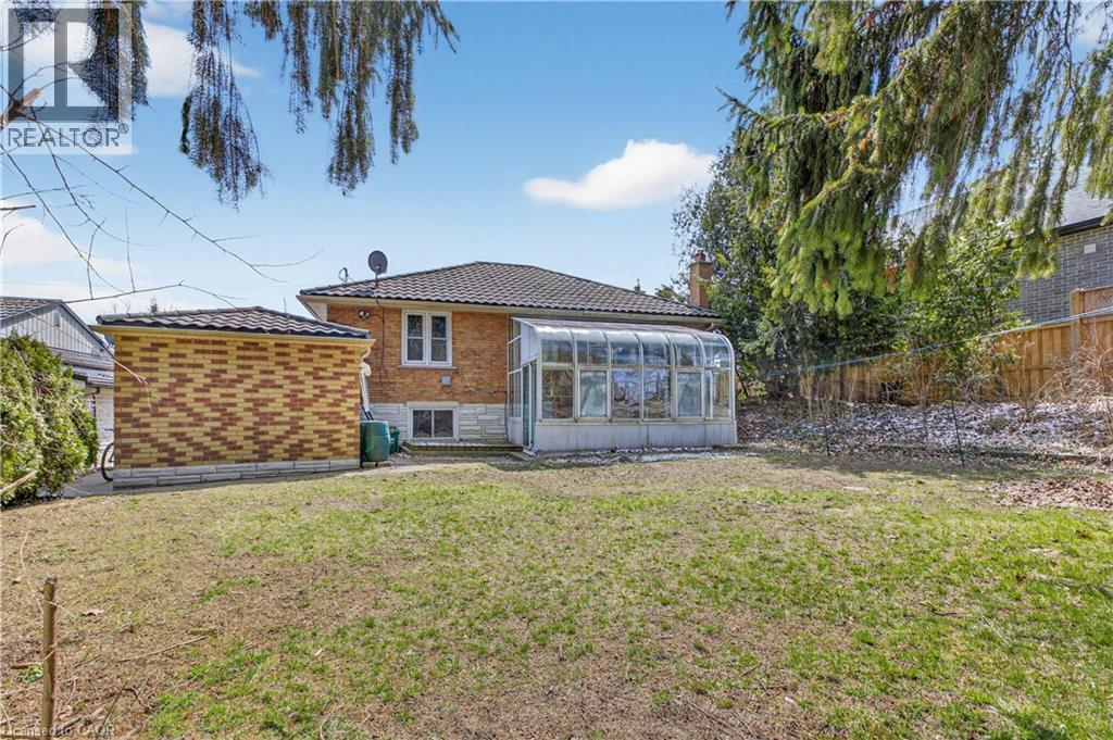 270 Mausser Avenue, Kitchener, Ontario  N2M 3L1 - Photo 4 - 40818901