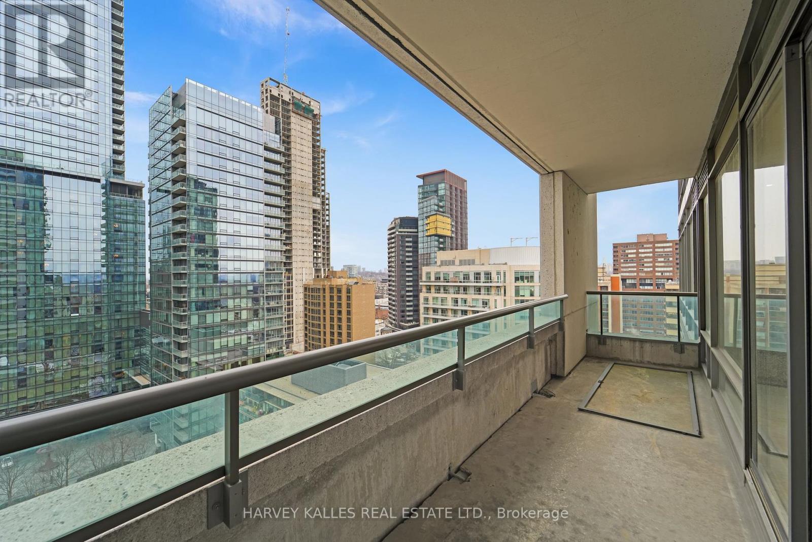 1606 - 18 Yorkville Avenue, Toronto, Ontario  M4W 0B1 - Photo 26 - C13020116