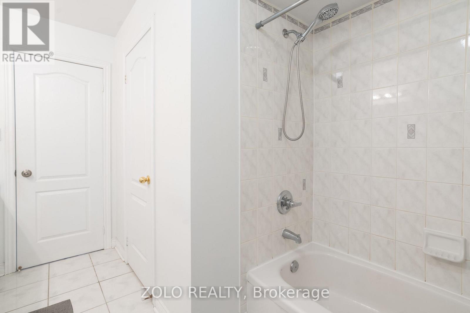 123 Colesbrook Road, Richmond Hill, Ontario  L4S 2G3 - Photo 32 - N13133810