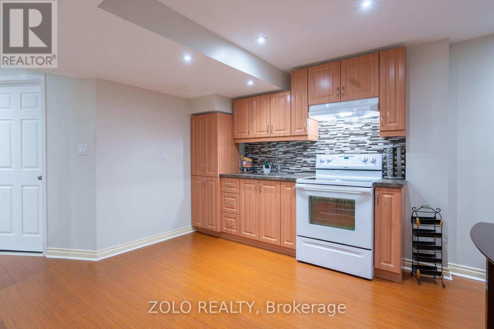 123 Colesbrook Road, Richmond Hill, Ontario  L4S 2G3 - Photo 38 - N13133810