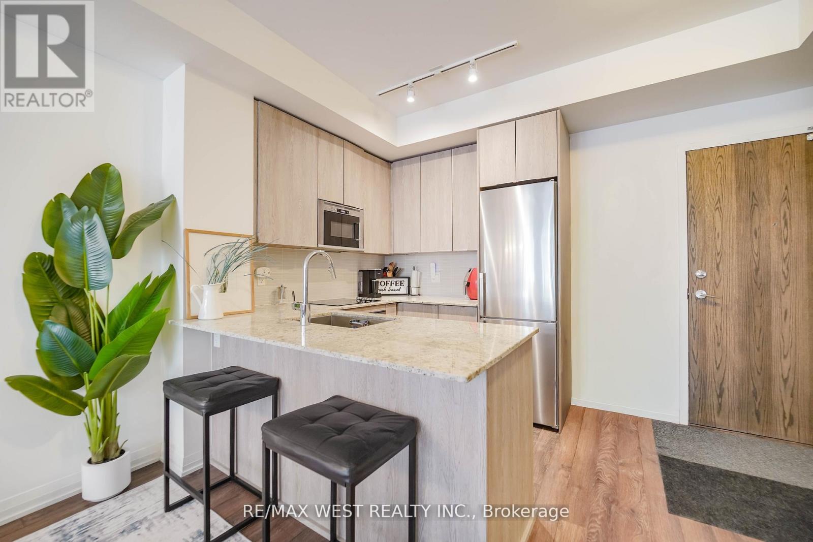 229 - 99 EAGLE ROCK WAY, Vaughan, Ontario