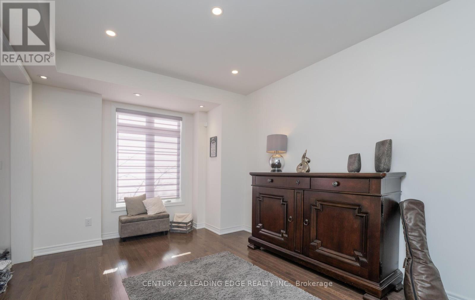 174 Elgin Mills Road W, Richmond Hill, Ontario  L4C 5S4 - Photo 5 - N13133886