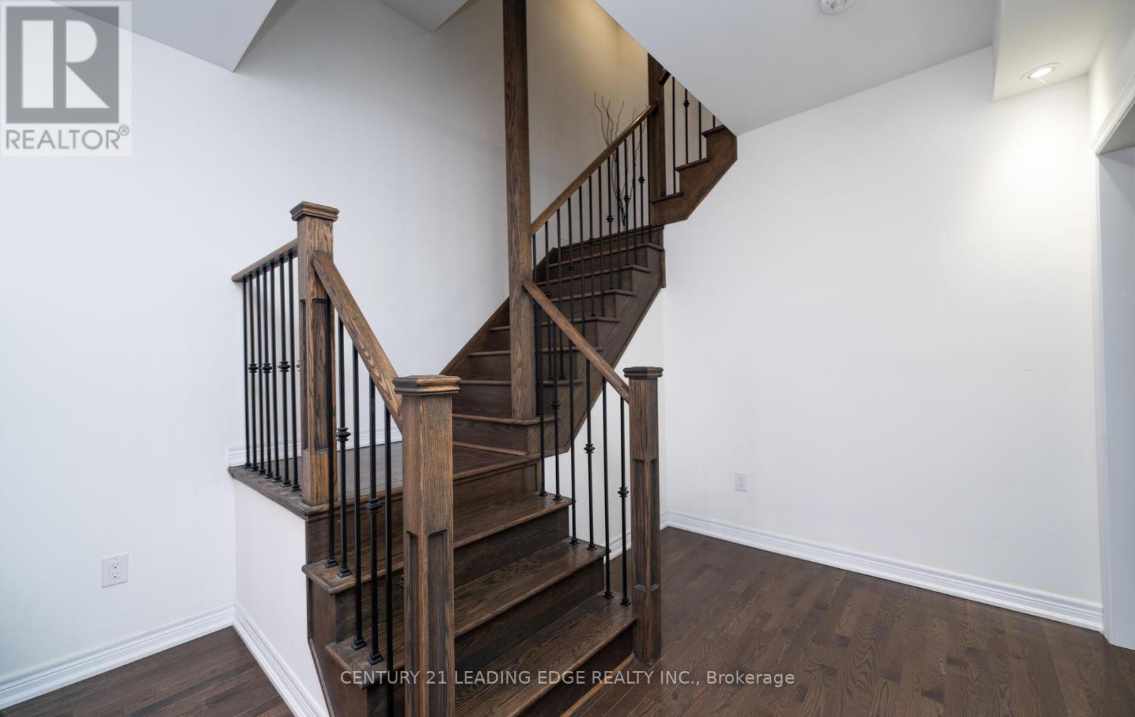 174 Elgin Mills Road W, Richmond Hill, Ontario  L4C 5S4 - Photo 7 - N13133886