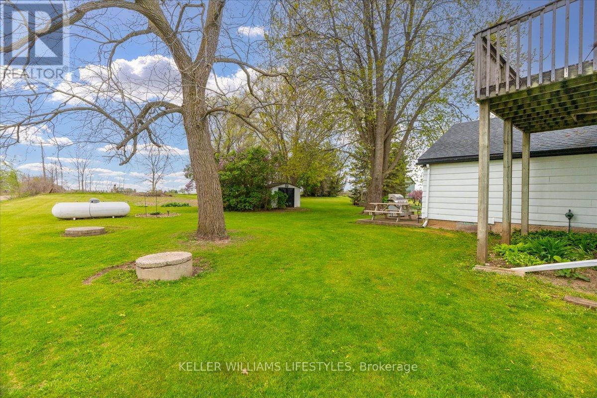 7475 Ridge Road, Lambton Shores, Ontario  N0M 2N0 - Photo 27 - X13134078