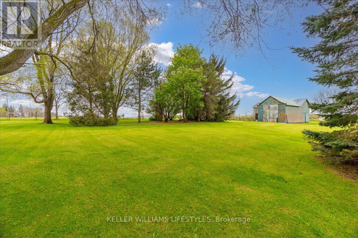 7475 Ridge Road, Lambton Shores, Ontario  N0M 2N0 - Photo 30 - X13134078