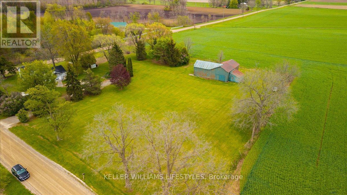 7475 Ridge Road, Lambton Shores, Ontario  N0M 2N0 - Photo 32 - X13134078