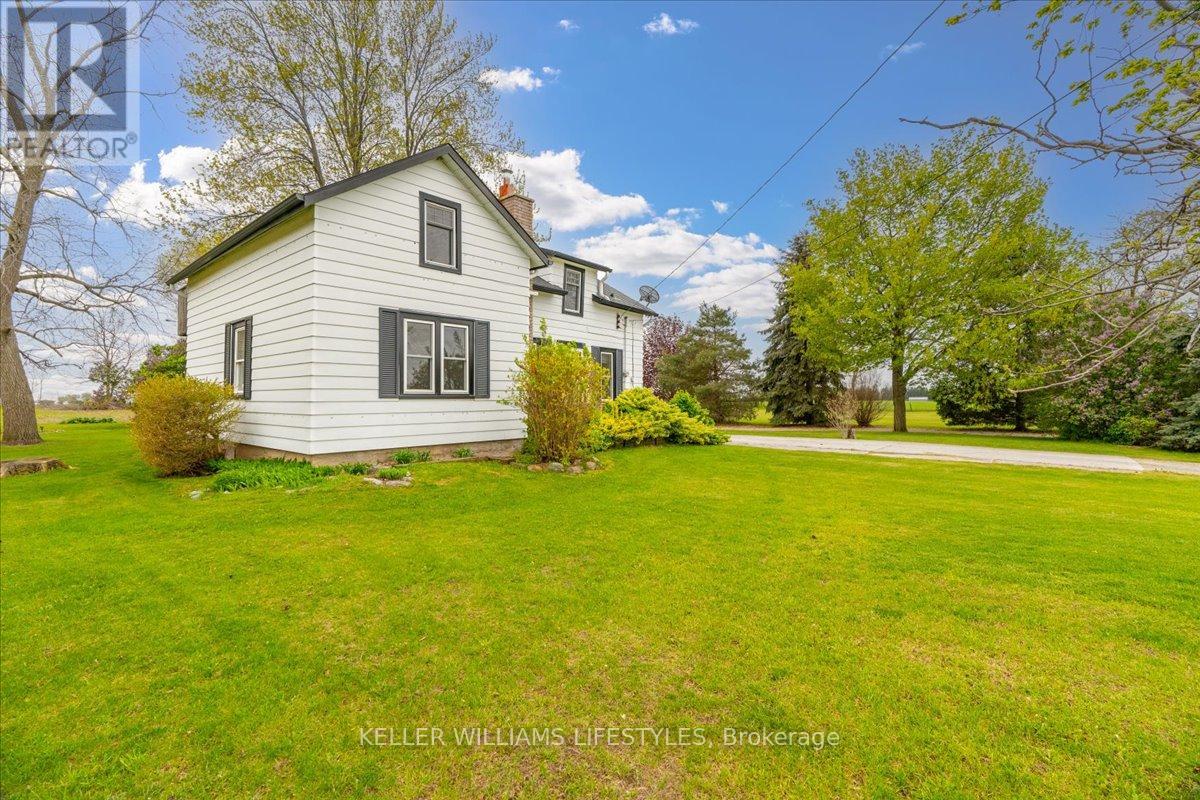 7475 Ridge Road, Lambton Shores, Ontario  N0M 2N0 - Photo 5 - X13134078