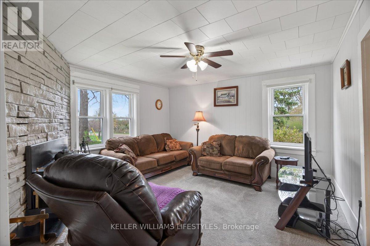 7475 Ridge Road, Lambton Shores, Ontario  N0M 2N0 - Photo 6 - X13134078