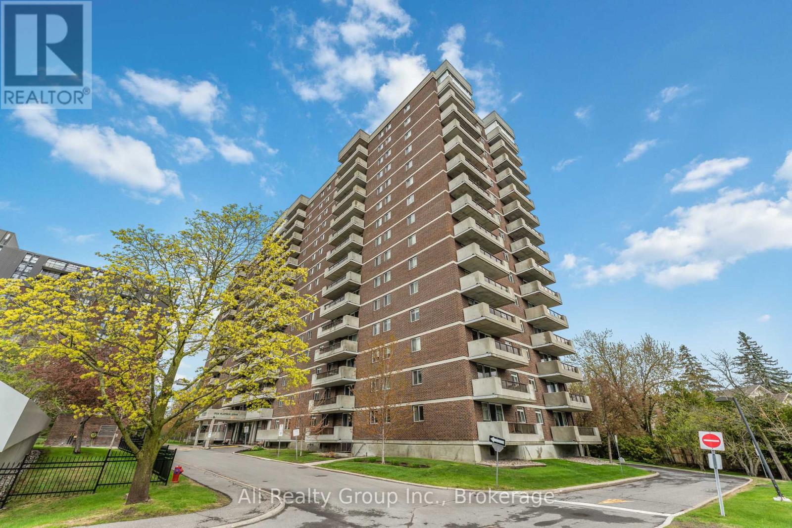 610 - 1705 PLAYFAIR DRIVE, Ottawa, Ontario