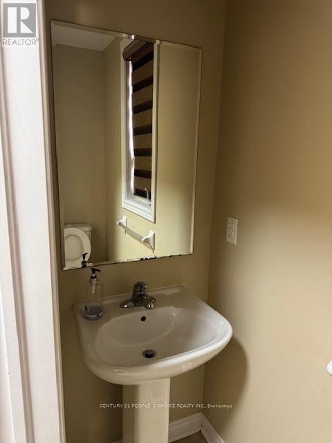 72 Goodsway Trail, Brampton, Ontario  L7A 4A5 - Photo 4 - W13032806