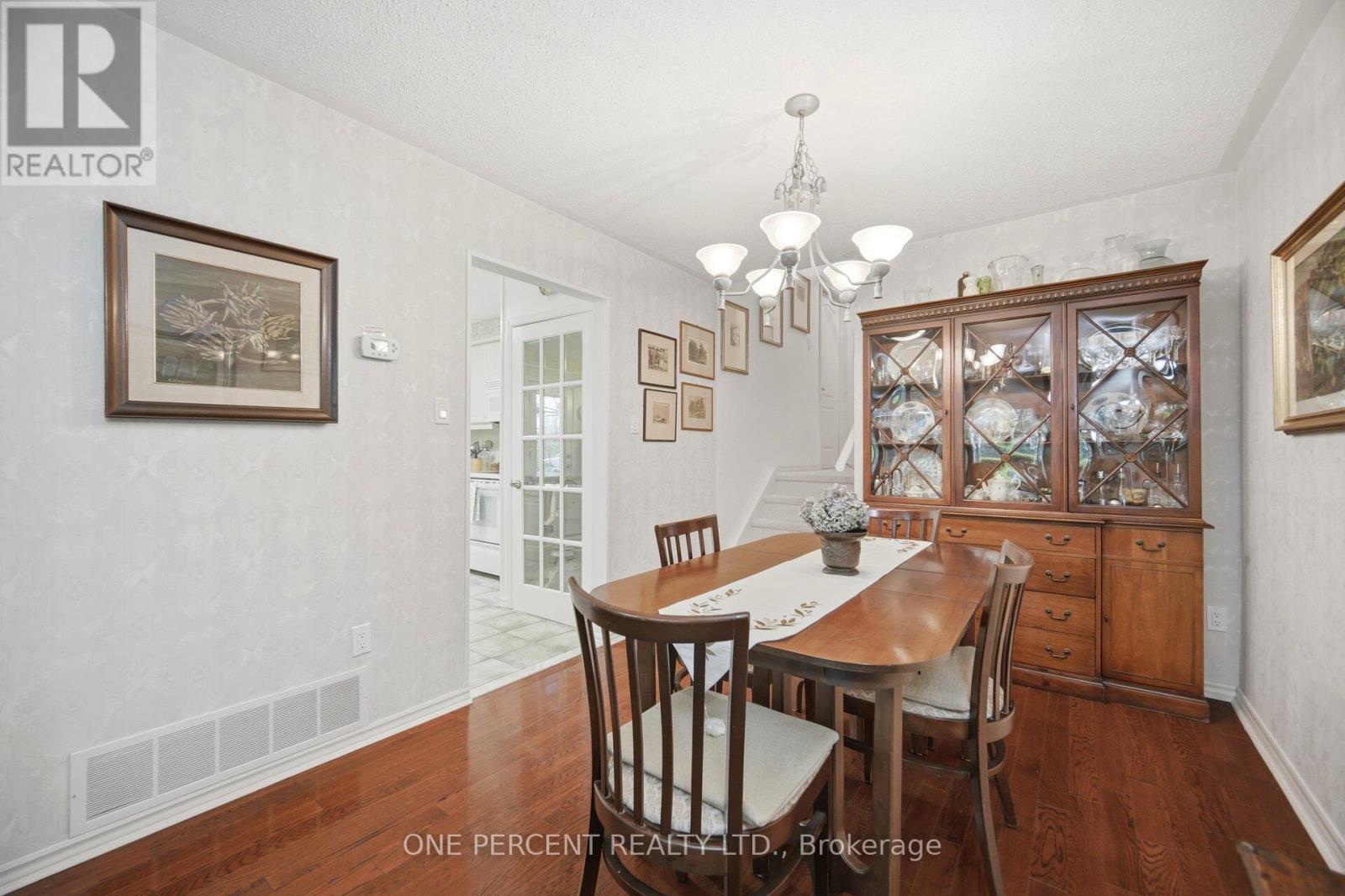 1968 Carrera Lane, Mississauga, Ontario  L5J 1C5 - Photo 11 - W13133792