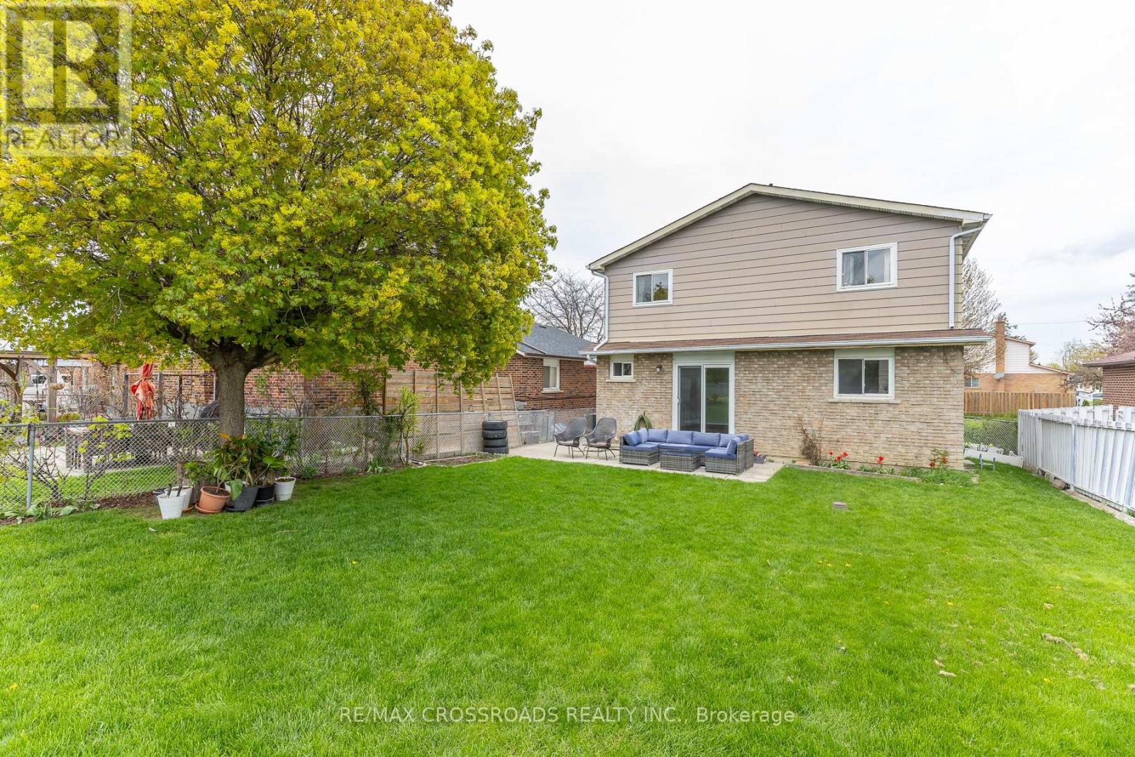 7340 Leesburg Street, Mississauga, Ontario  L4T 3R6 - Photo 11 - W13133814