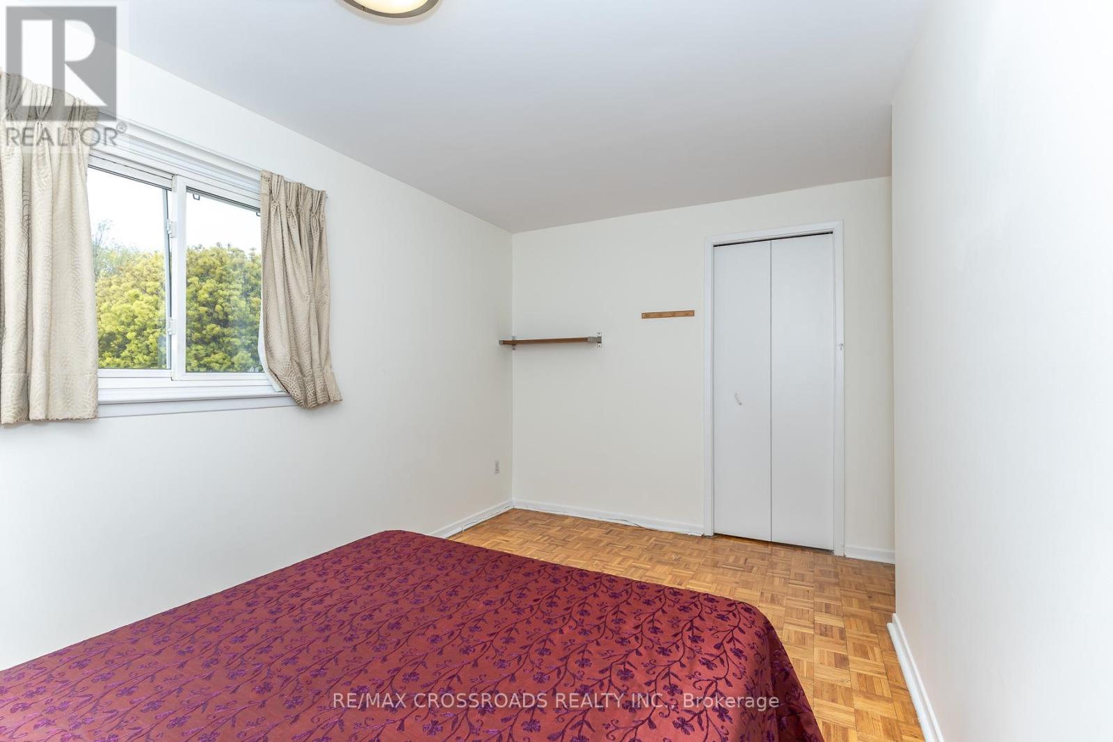 7340 Leesburg Street, Mississauga, Ontario  L4T 3R6 - Photo 34 - W13133814