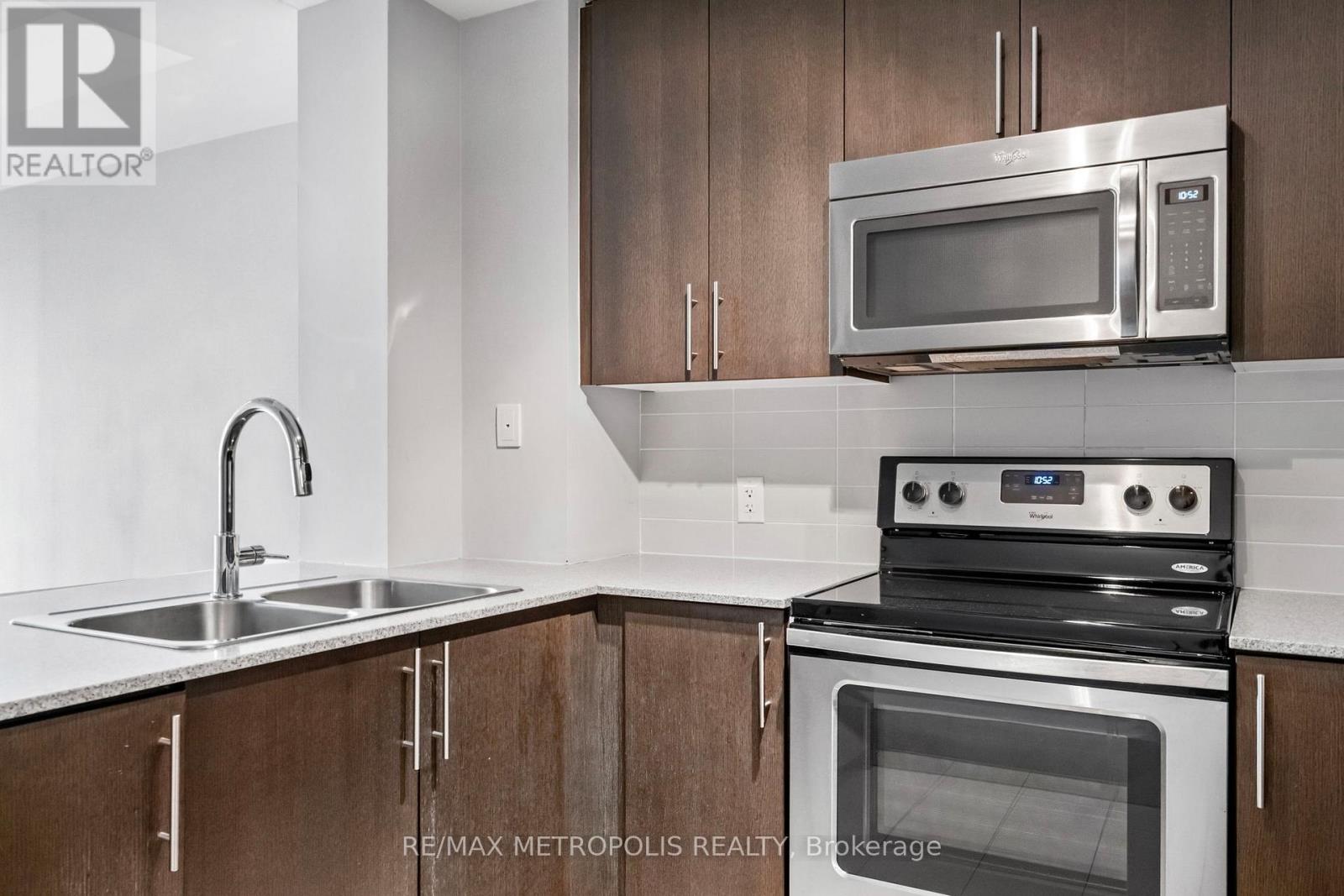 305 - 3985 Grand Park Drive, Mississauga, Ontario  L5B 0H8 - Photo 5 - W13133816