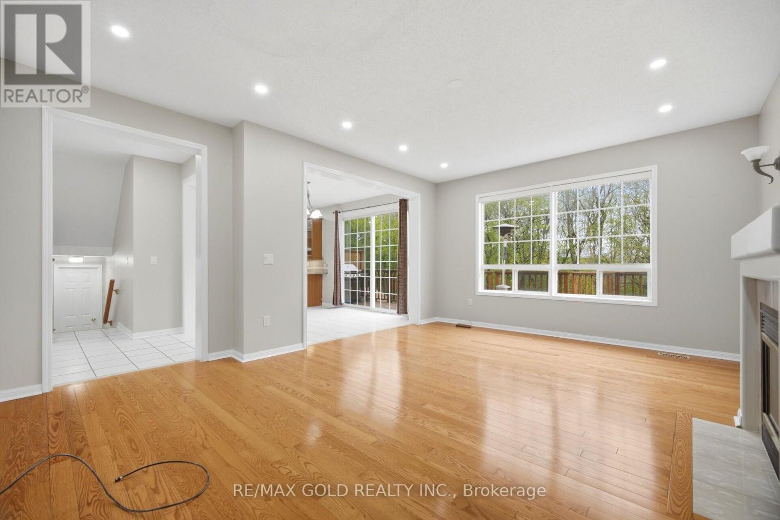 22 Cosmo Court, Brampton, Ontario  L6P 1G2 - Photo 13 - W13133818