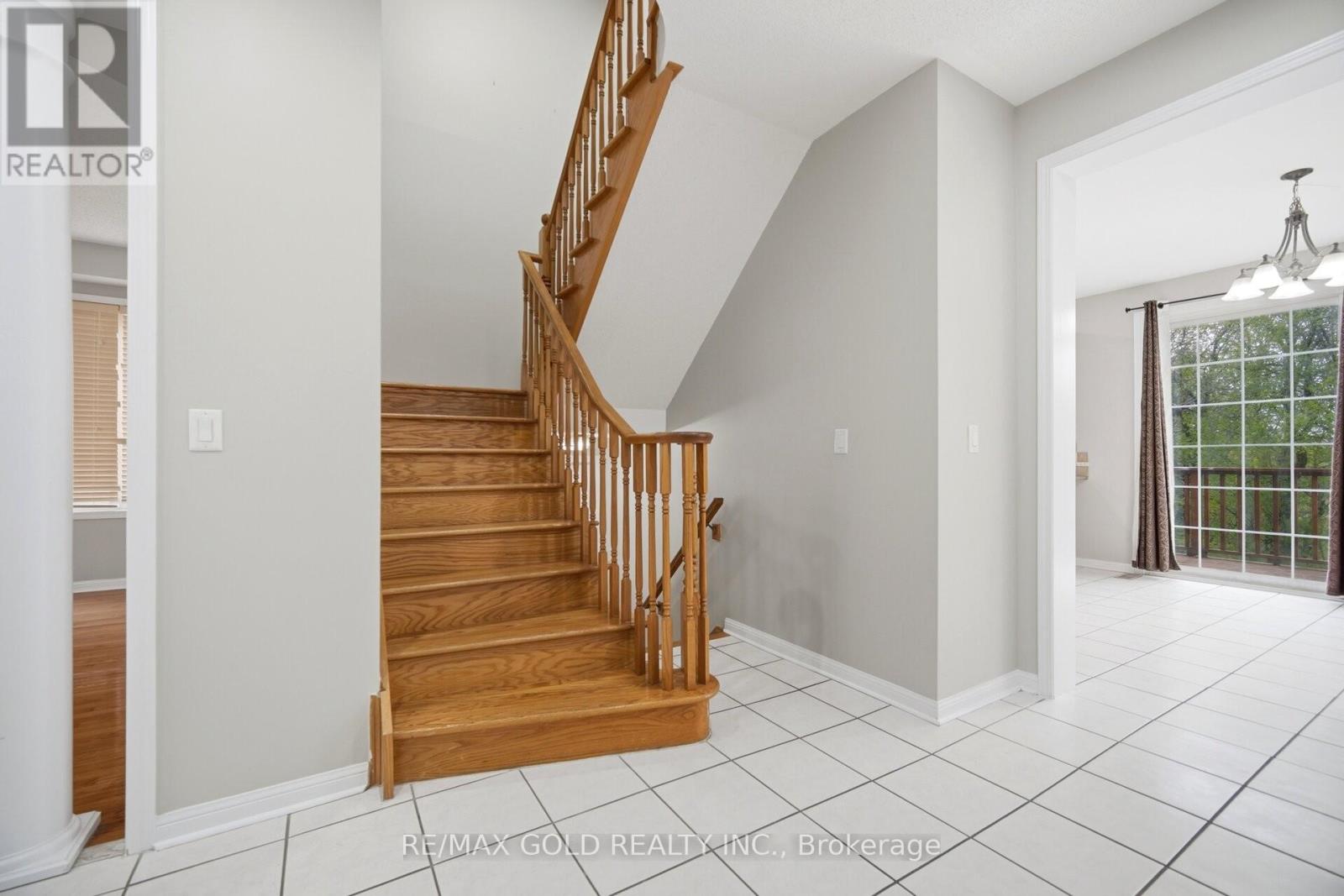22 Cosmo Court, Brampton, Ontario  L6P 1G2 - Photo 17 - W13133818