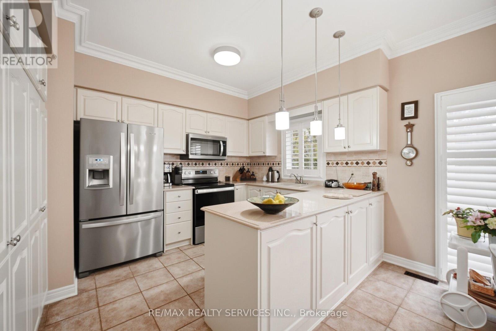 14 Yorkwood Trail, Brampton, Ontario  L6R 3J3 - Photo 18 - W13133820