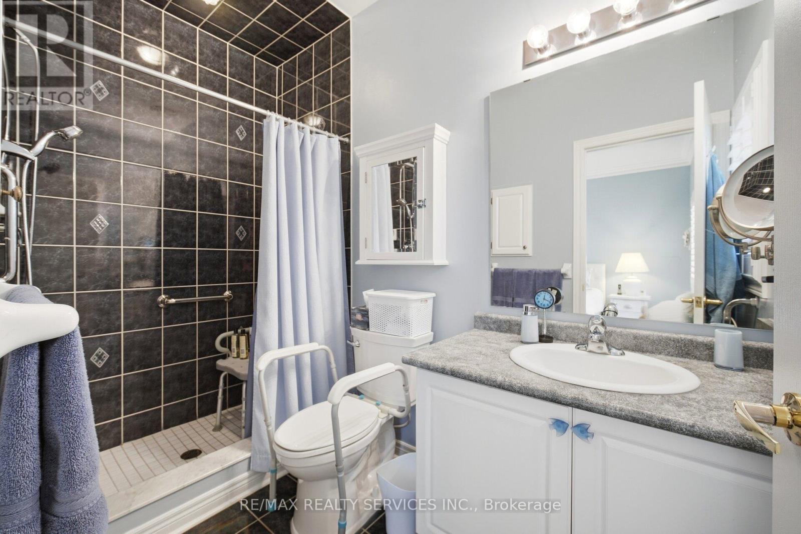 14 Yorkwood Trail, Brampton, Ontario  L6R 3J3 - Photo 23 - W13133820
