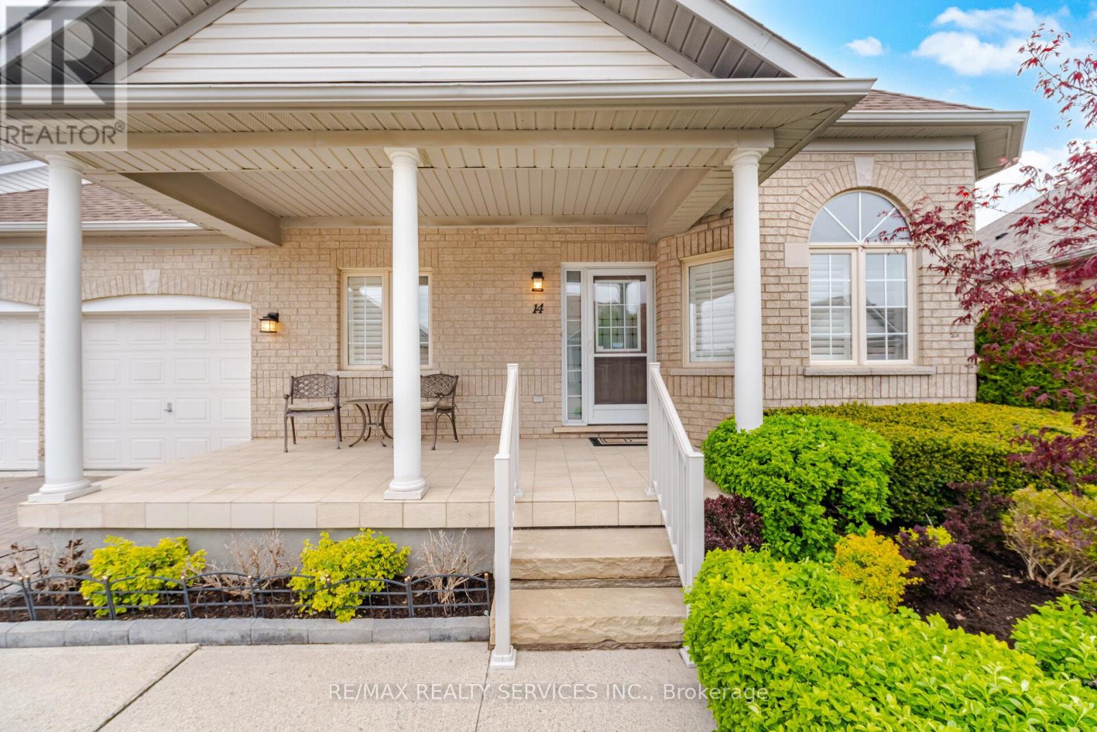 14 Yorkwood Trail, Brampton, Ontario  L6R 3J3 - Photo 5 - W13133820