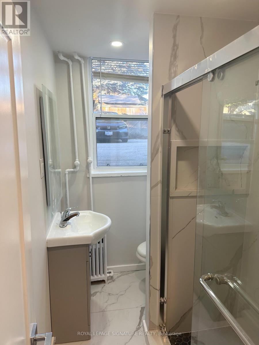 8 - 16 Garden Place, Toronto, Ontario  M8W 1M3 - Photo 13 - W13133834