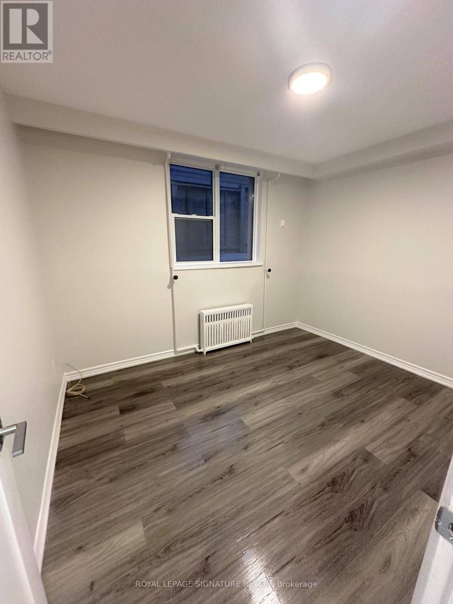 8 - 16 Garden Place, Toronto, Ontario  M8W 1M3 - Photo 14 - W13133834