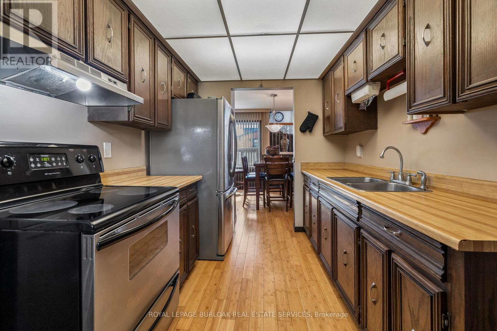 21 Lionshead Lookout, Brampton, Ontario  L6S 3X2 - Photo 8 - W13133846