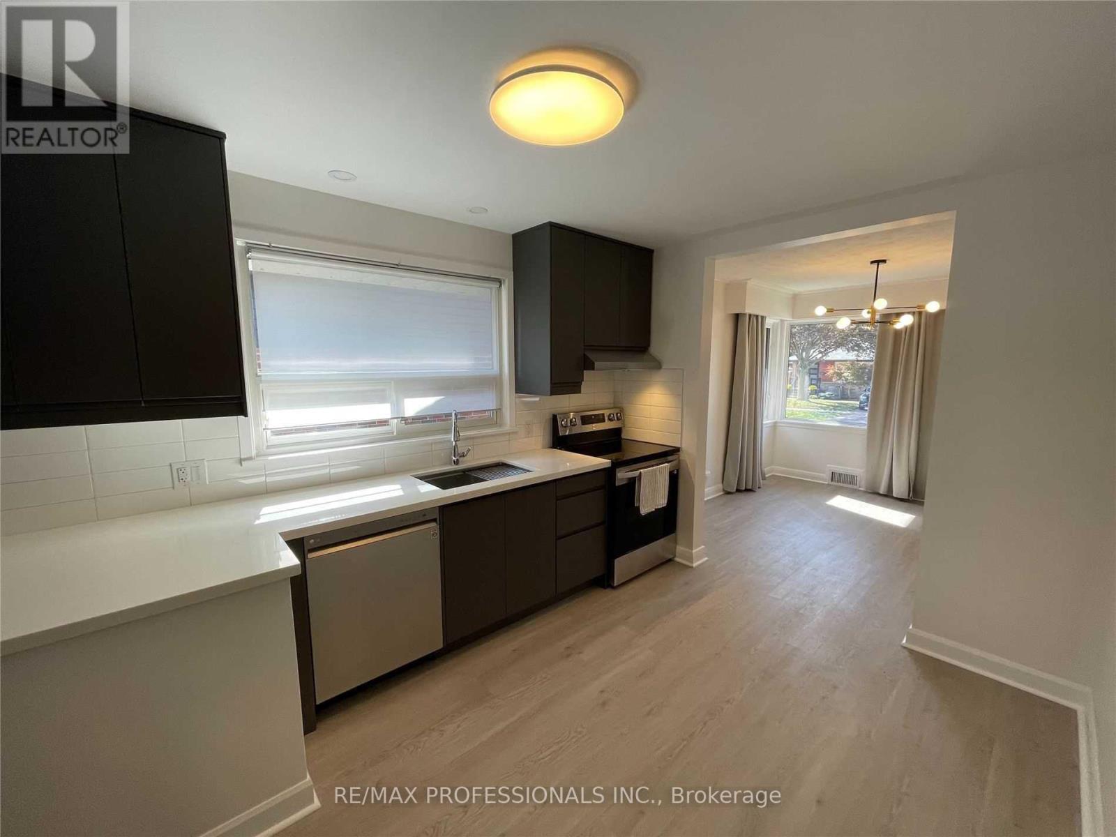 Main - 69 Paulart Drive, Toronto, Ontario  M9B 3V8 - Photo 10 - W13133916