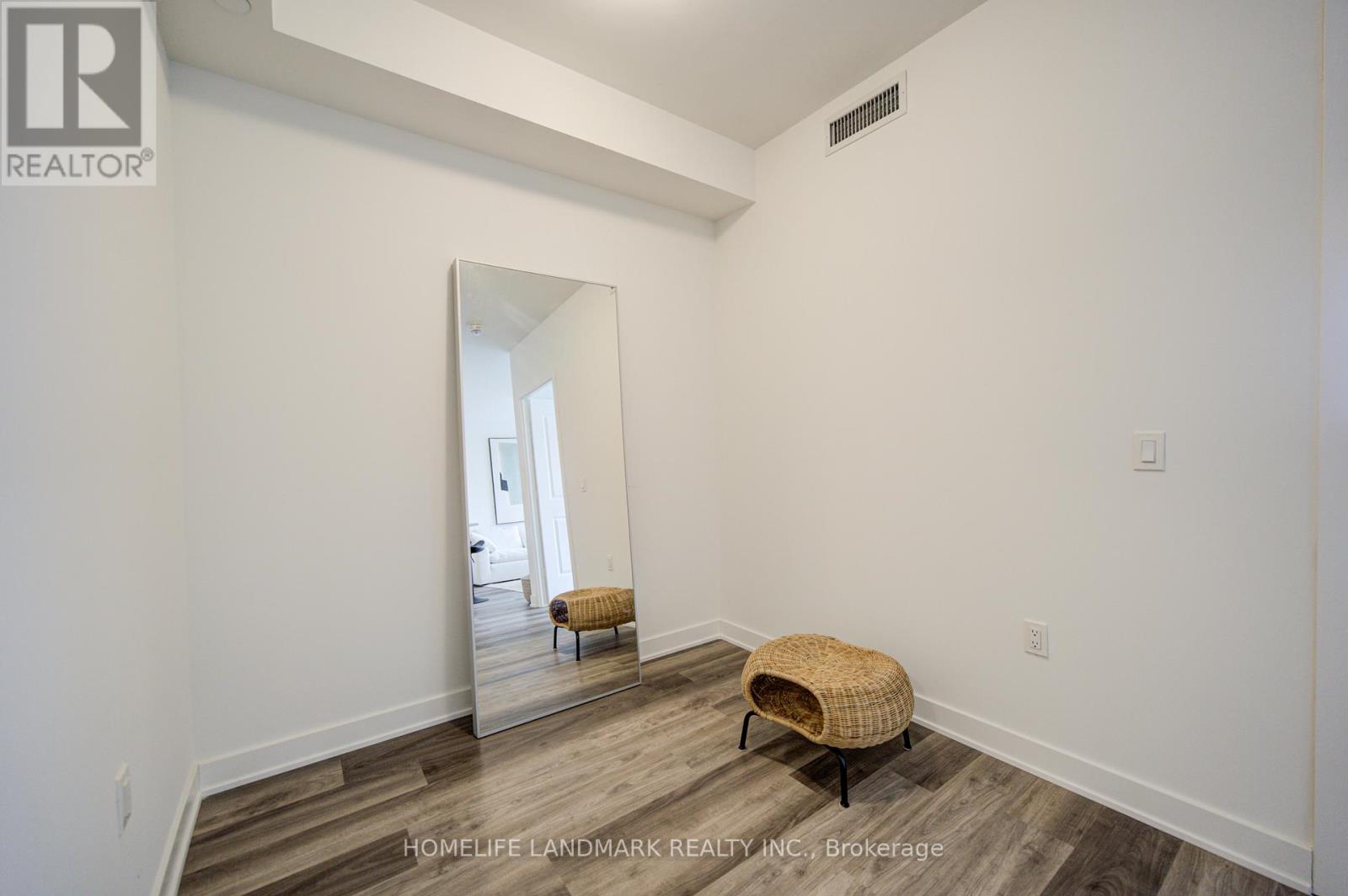 1902 B - 4655 Wetcalfe Avenue, Mississauga, Ontario  L5M 0Z7 - Photo 8 - W13133990