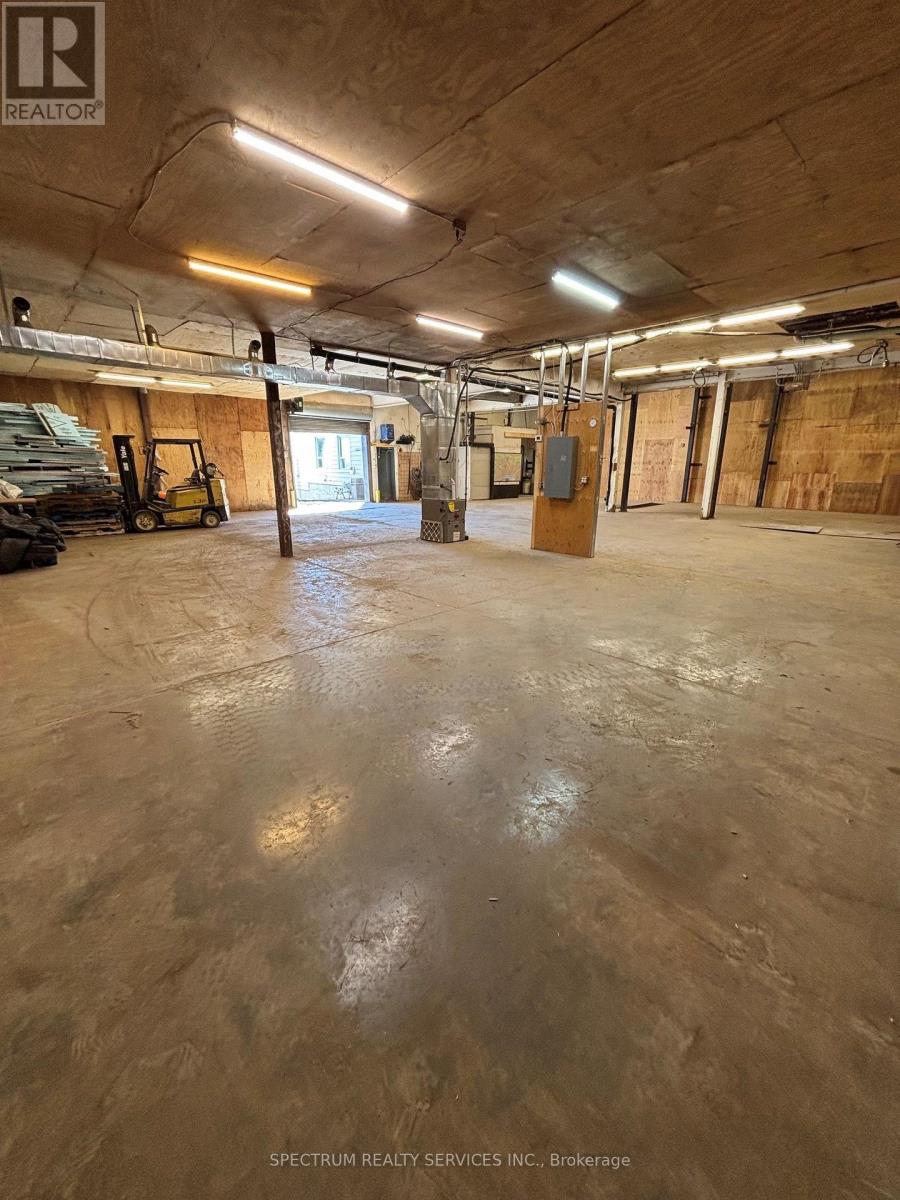464 Gilbert Avenue, Toronto, Ontario  M6E 4X5 - Photo 24 - W13133992
