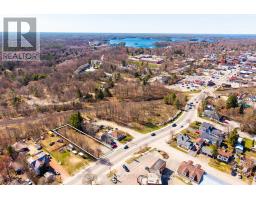 825 MUSKOKA ROAD S, gravenhurst (muskoka (s)), Ontario