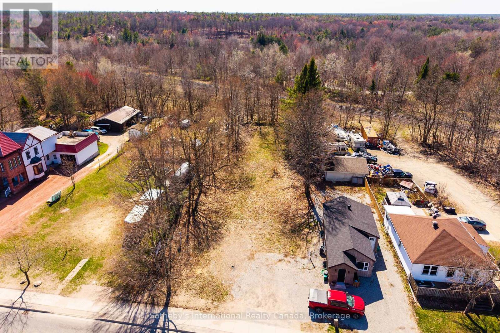 825 Muskoka Road S, Gravenhurst, Ontario  P1P 1K2 - Photo 7 - X13070624