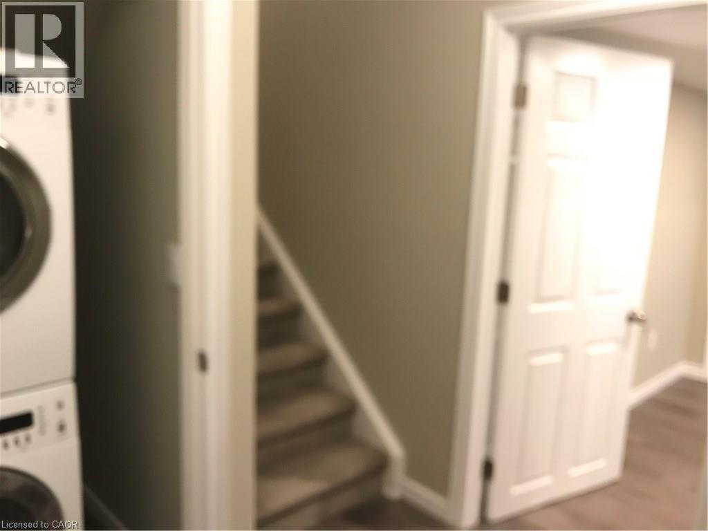 102 Elmbank. Trail Unit# 2, Kitchener, Ontario  N2R 0H2 - Photo 16 - 40830245