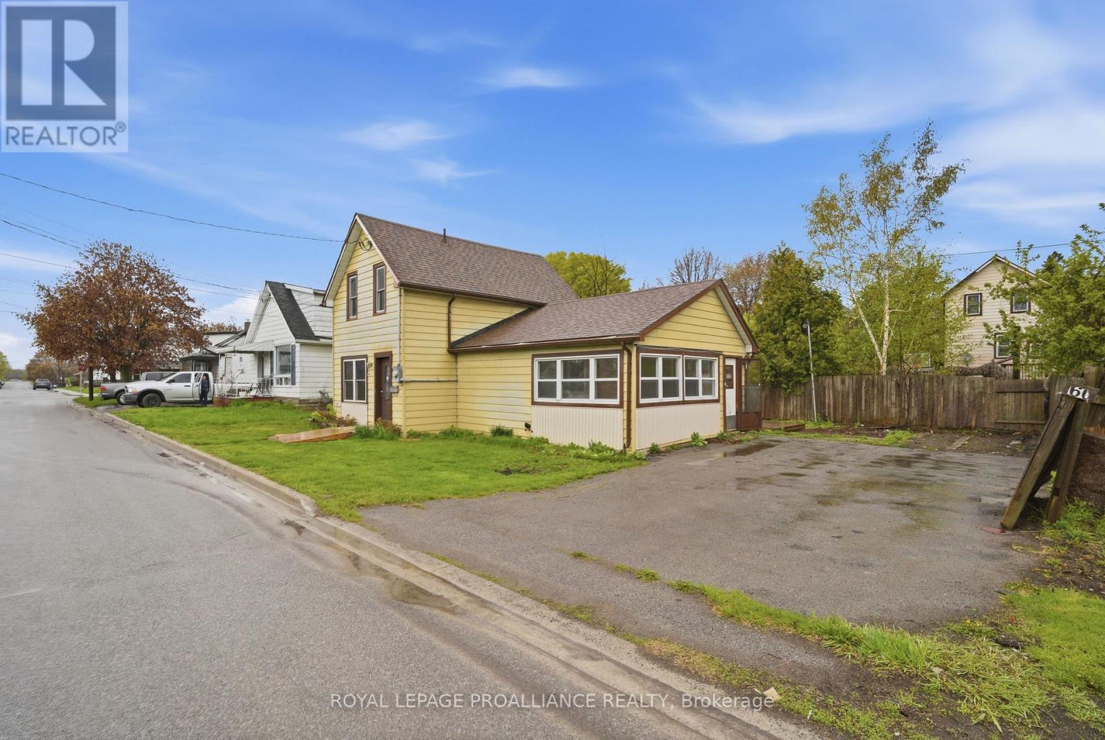 58 JOHN STREET, quinte west (trenton ward), Ontario